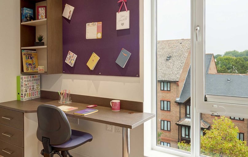 Premium En Suite, Davidson House, 3-5 Penrhyn Road, Surbiton, Kingston - Image 1